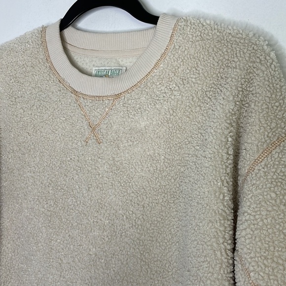 american Eagle teddy sherpa neutral cream crewneck sweatshirt - Picture 3 of 8